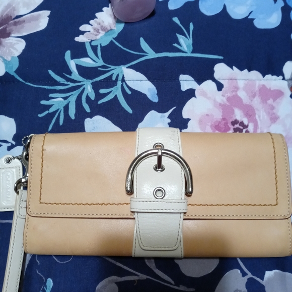 Wallet - Picture 1 of 3